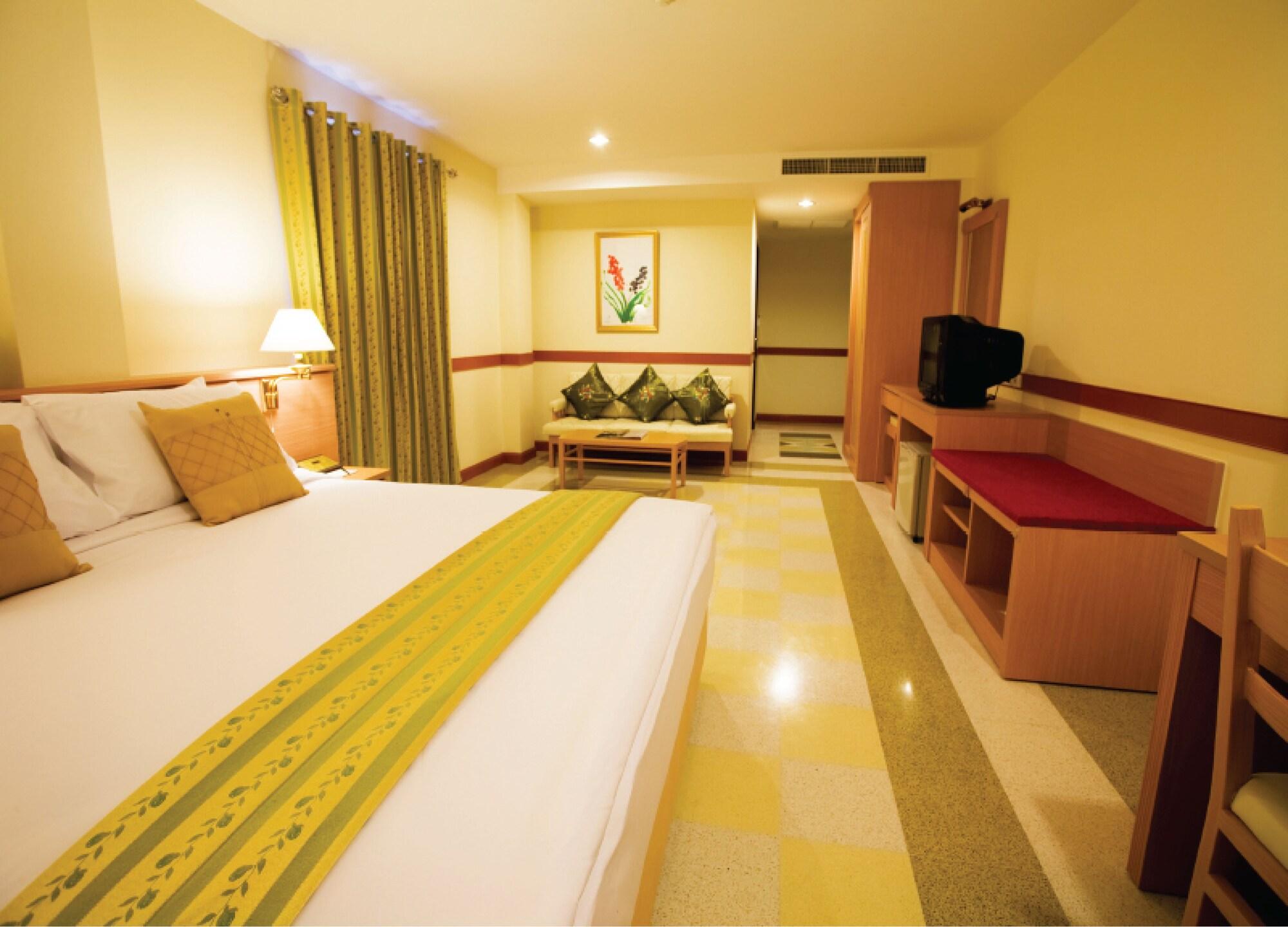 The Ecotel Bangkok Exterior photo